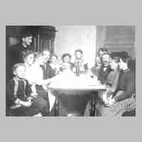 094-0005 Schirrau am 7. Dezember 1913. Der Tischler-meister Max Szimmetat feiert im Familienkreis seinen 50. Geburtstag.jpg